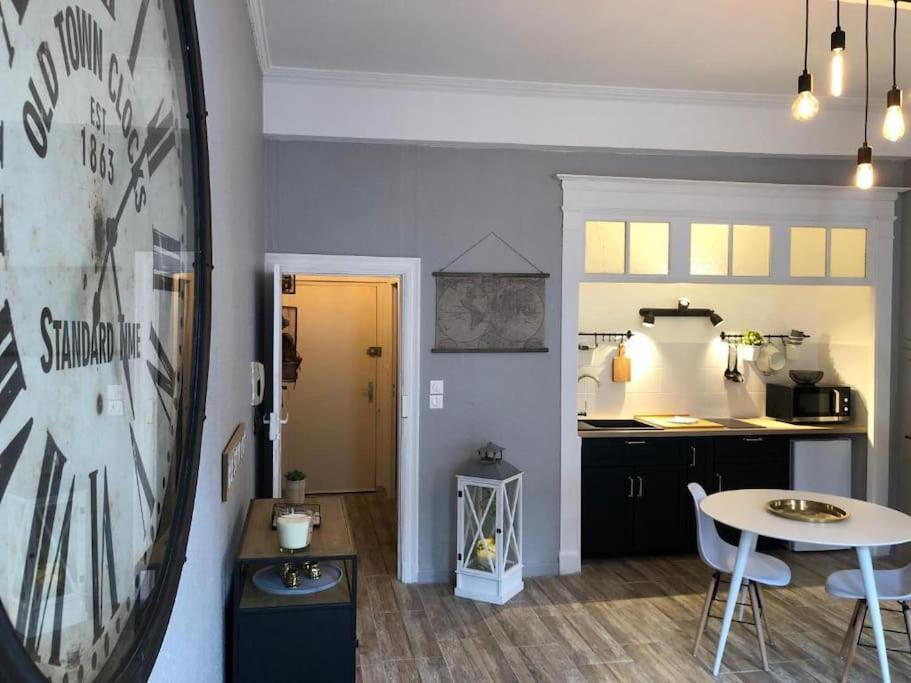 Au Pied De La Cite Apartamento *